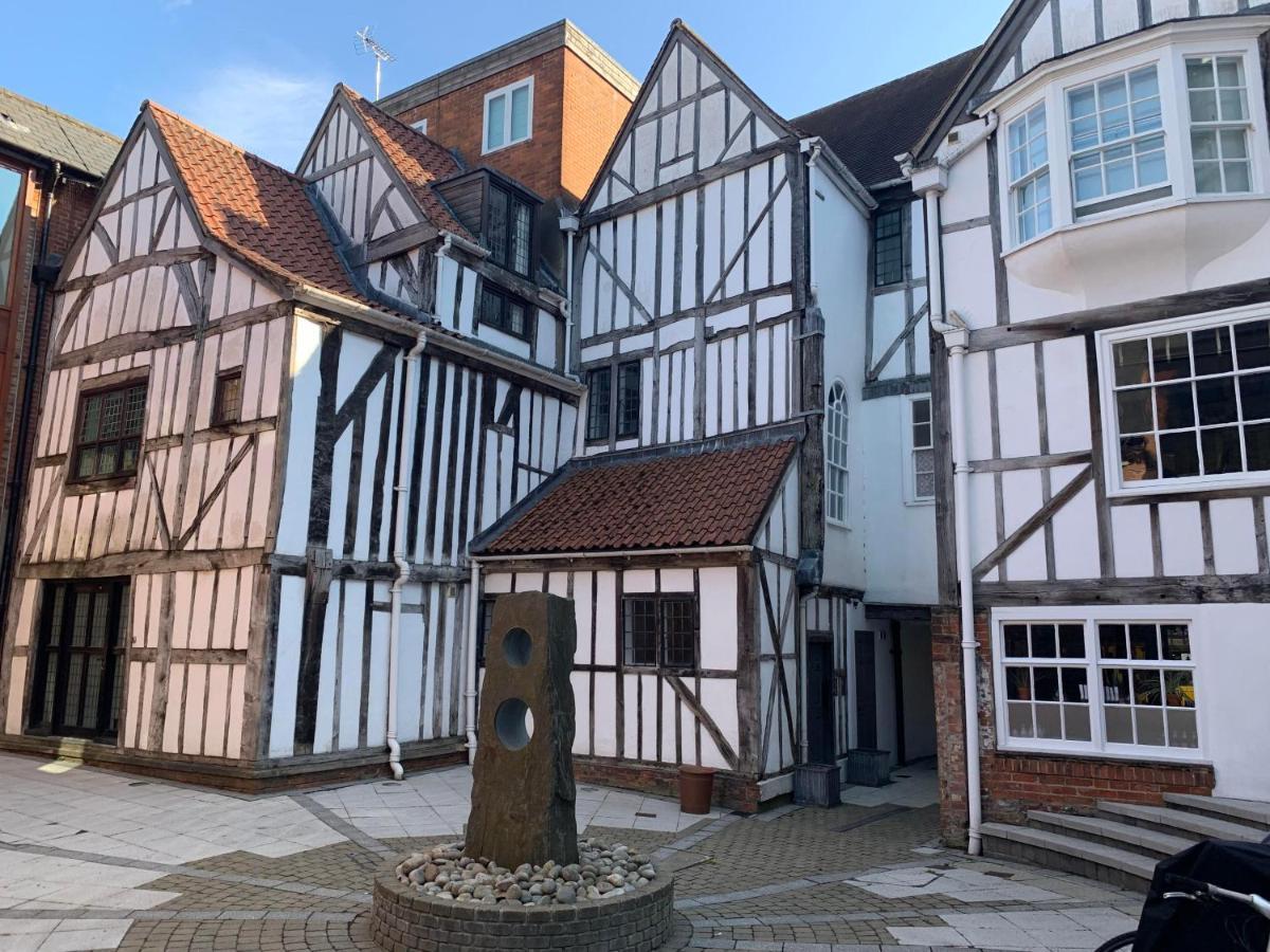 Minster View Apartment At Talbot Court, York Exterior foto